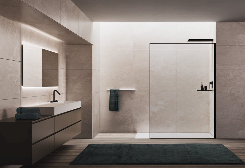 Cabina doccia minimal walk-in con cornice nera