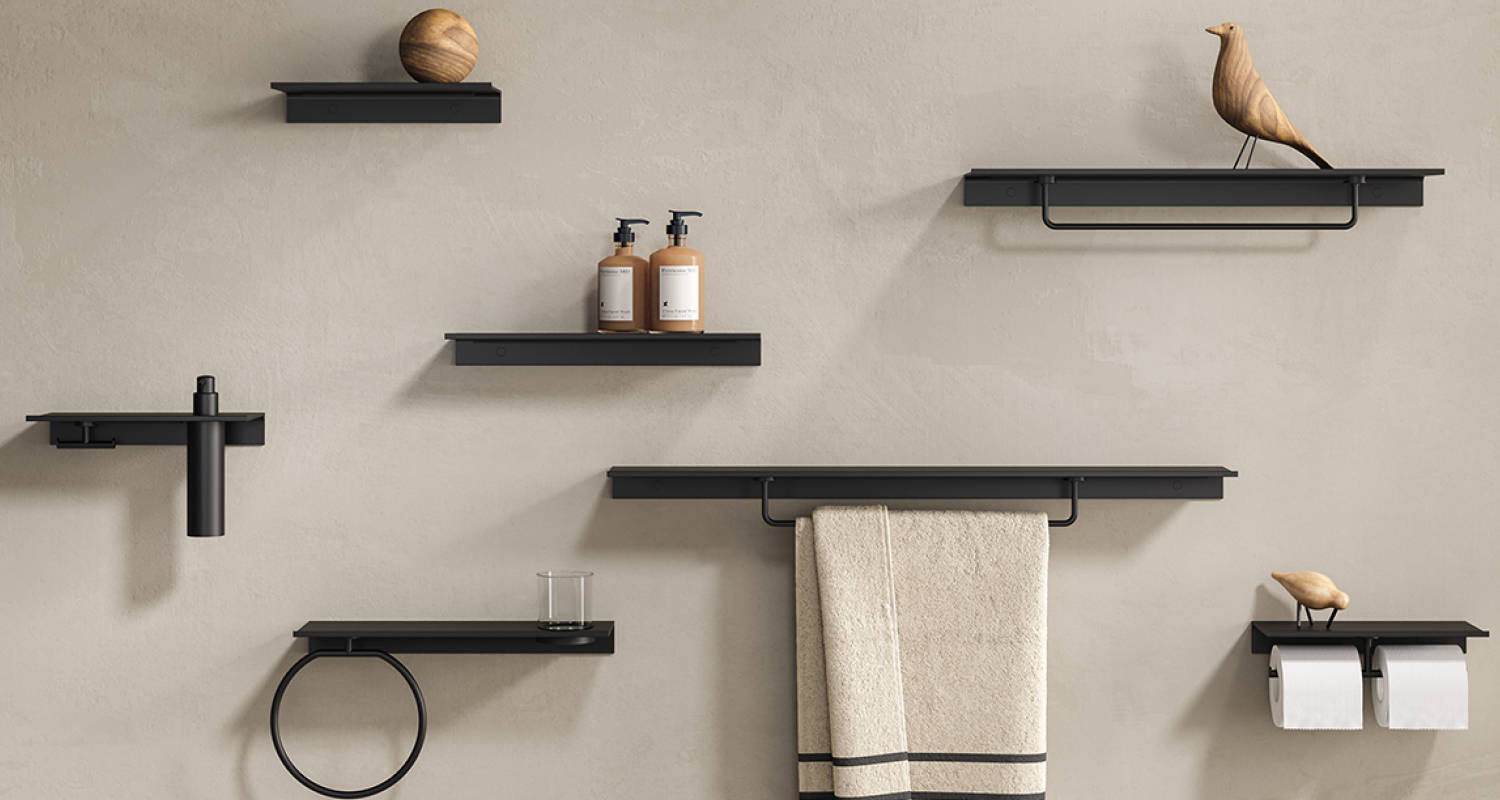 How to decorate the bathroom with accessories?