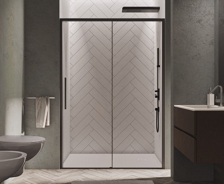 Shower enclosure in tiny spaces in niche with sliding door and black profiles